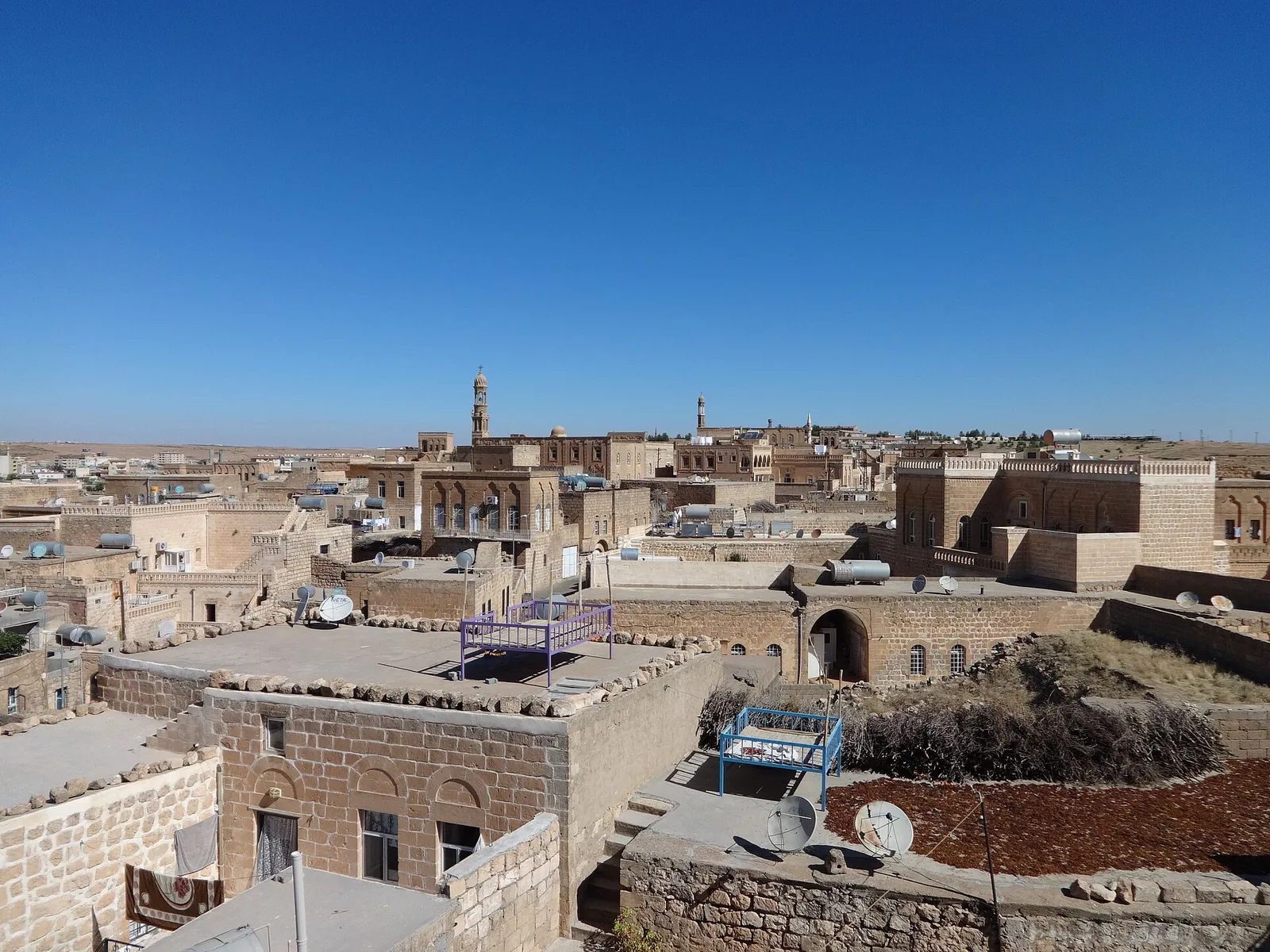 Midyat’ta Yeni Keşif: 3000 Yıllık Mağara Şehri Mi?