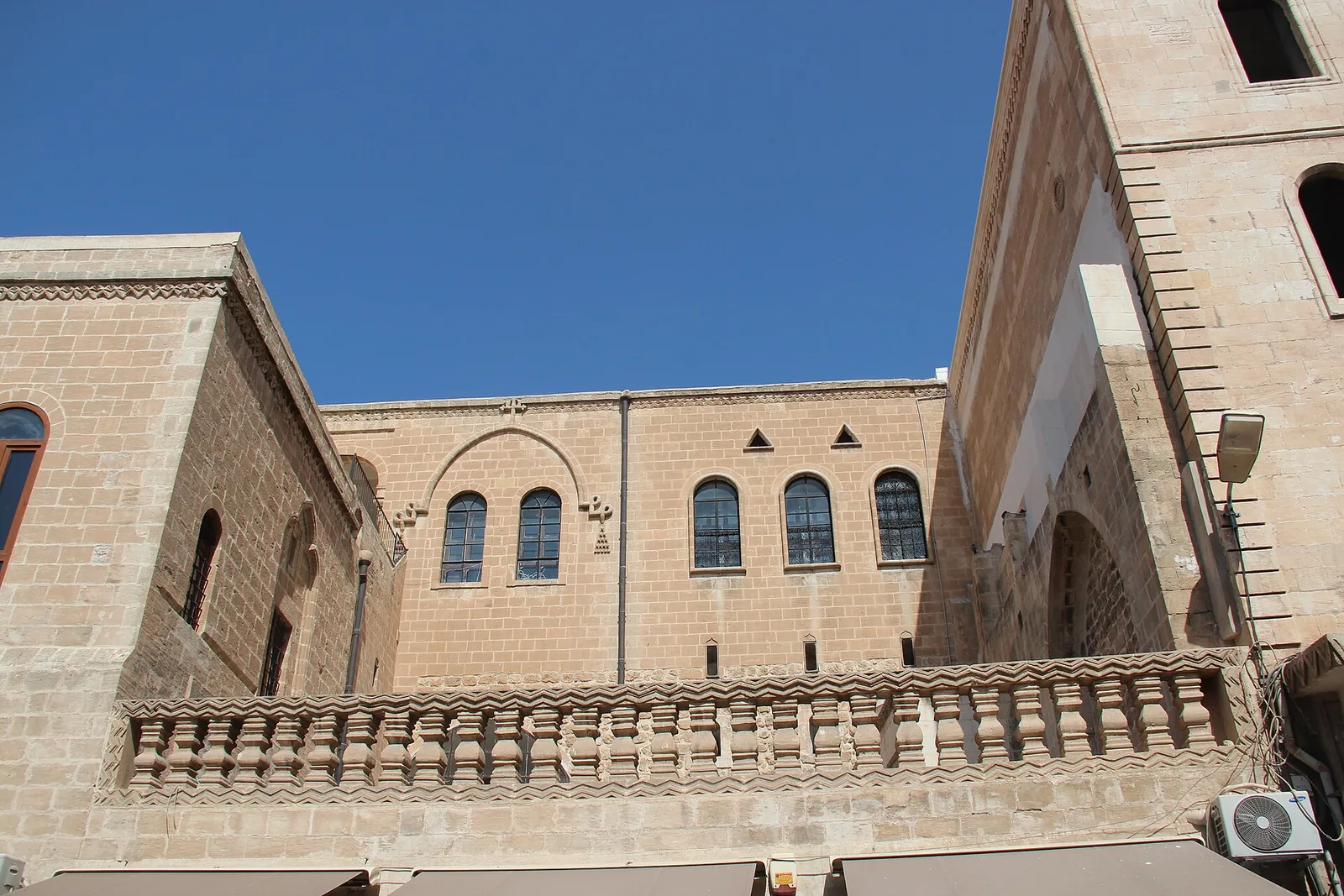 Mardin’in Gizemli Efsaneleri: Her Taşın Bir Hikayesi Var