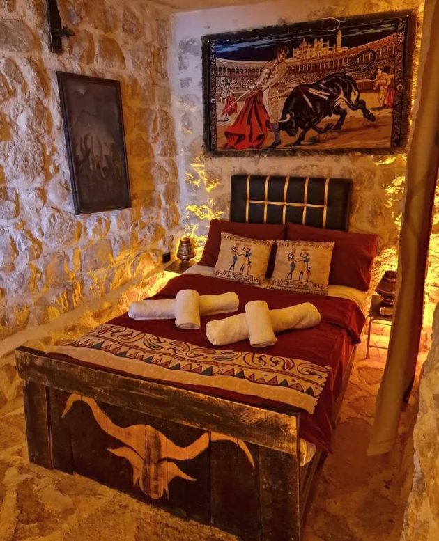 Taş Tatil Evi